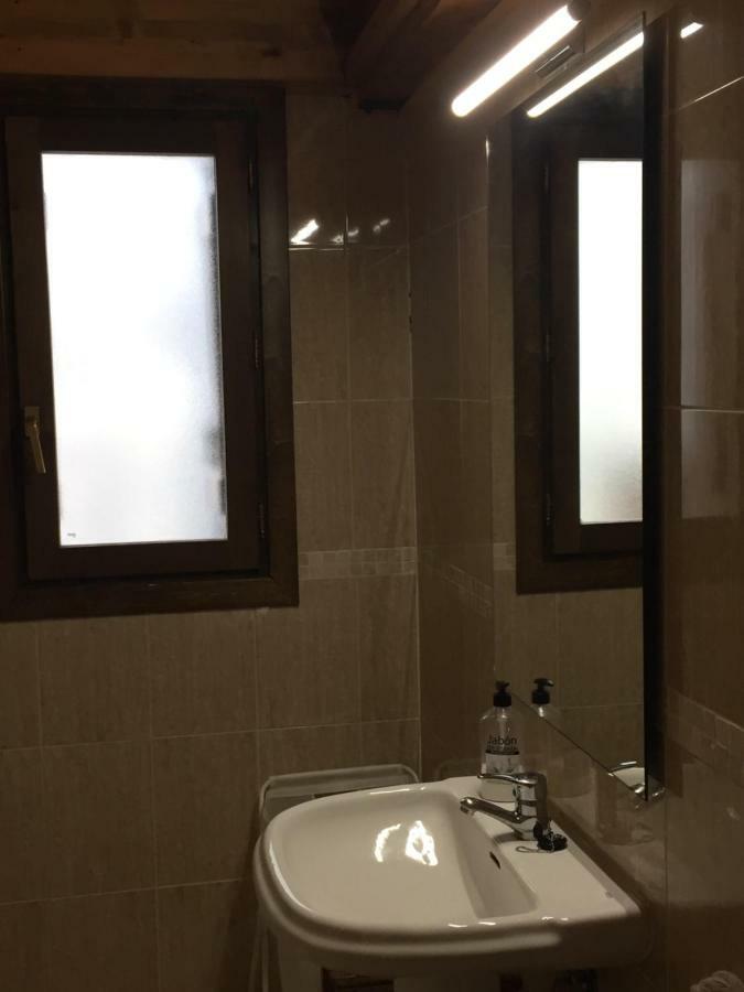 Precioso Atico Duplex Apartment Escarrilla Luaran gambar